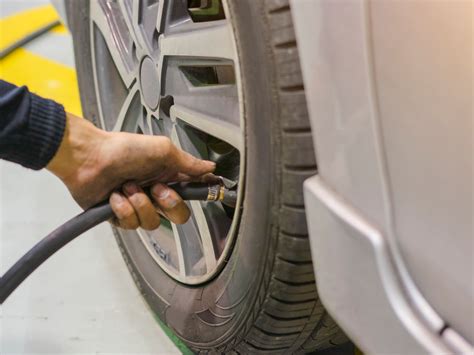 how to put air in tire at gas station: what if you're the only one there?